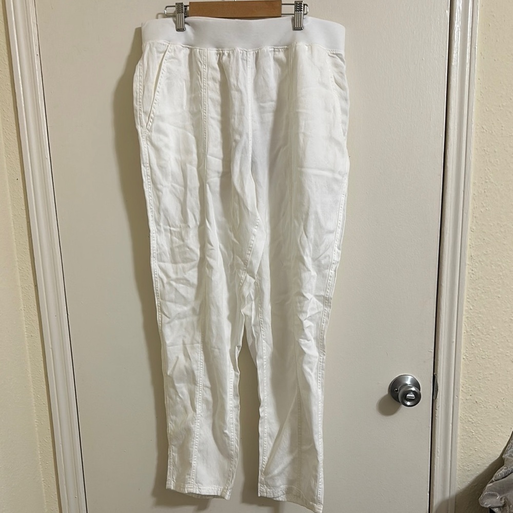 NWT Faherty Arlie White Casual Pants‎